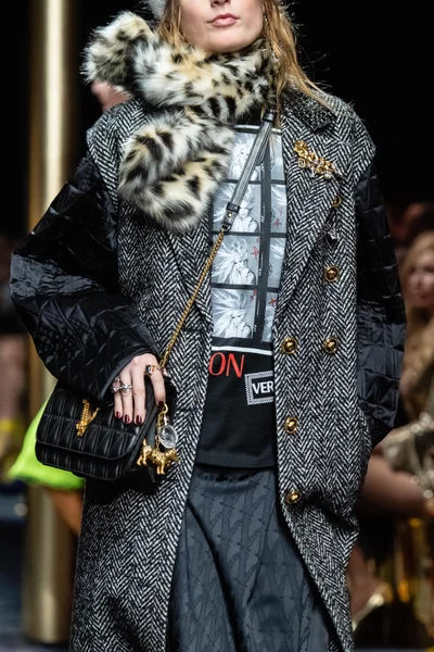 Look 36